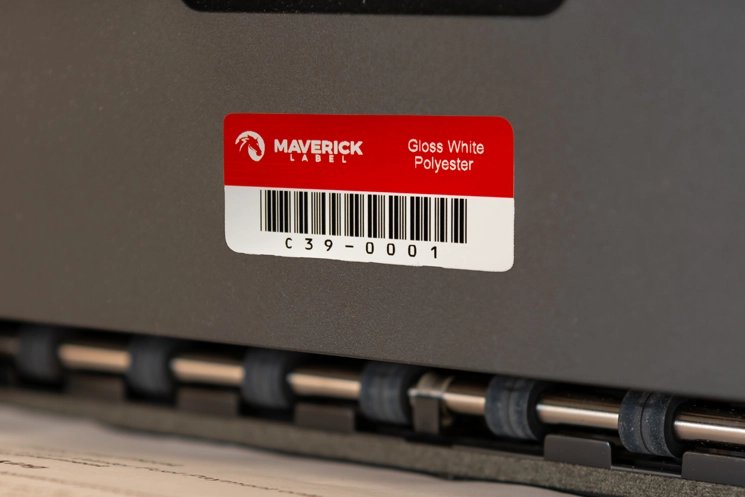 Polyester Gloss White Example Material Swatch